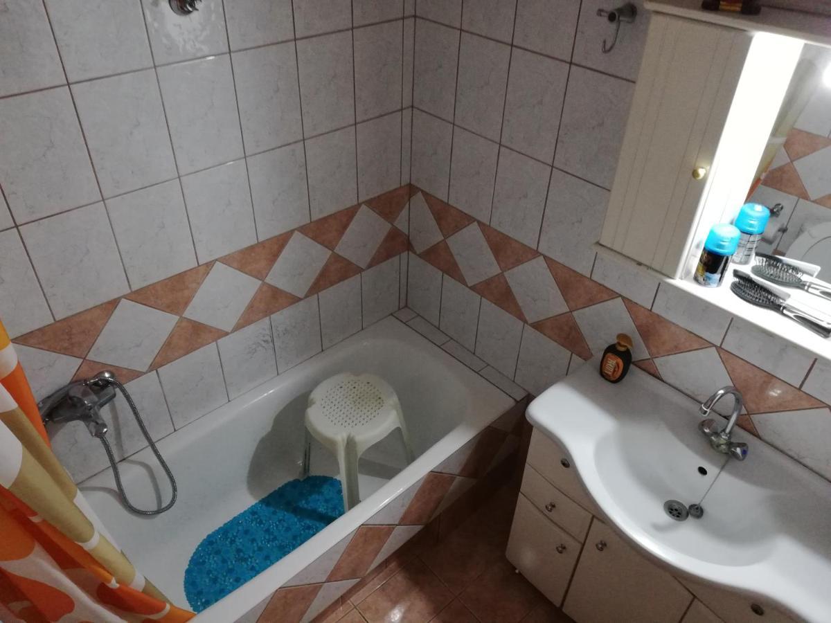 Apartment Marios Soufli Ευρύχωρη Γκαρσονιέρα, 60M2 Στο Κέντρο Souflion Bagian luar foto