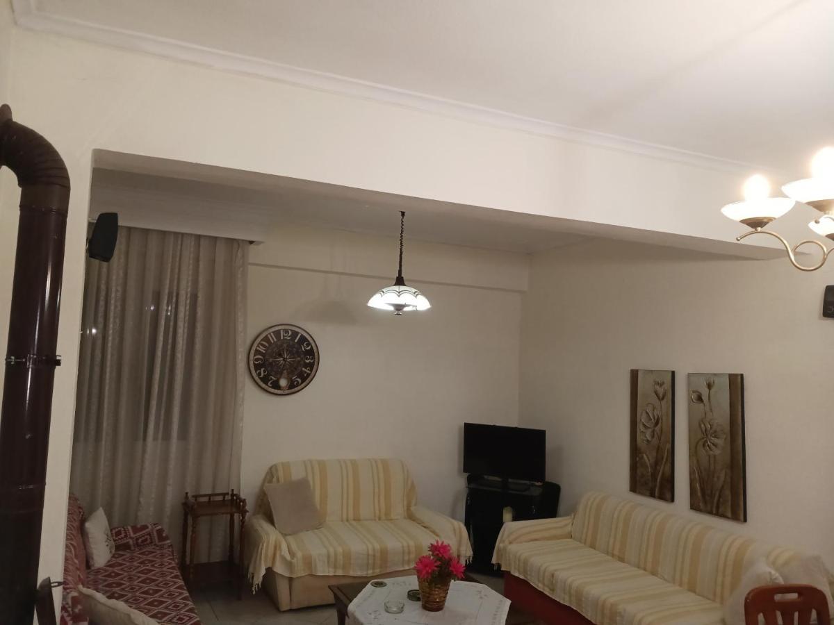 Apartment Marios Soufli Ευρύχωρη Γκαρσονιέρα, 60M2 Στο Κέντρο Souflion Bagian luar foto